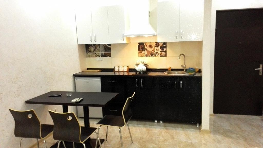 Apartment Melashvili 4 Batumi Kültér fotó